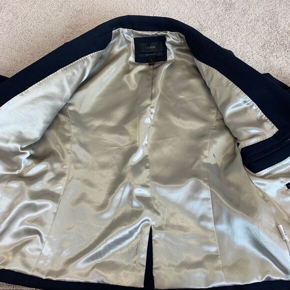 J. Crew Mercantile Women's Schoolboy Blazer navy Sz 6 - Picture 8 of 14